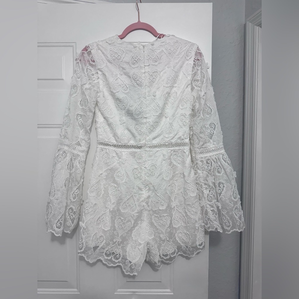 NWT Elliatt $318 Ivory Lace Romper Size small - Picture 6 of 9